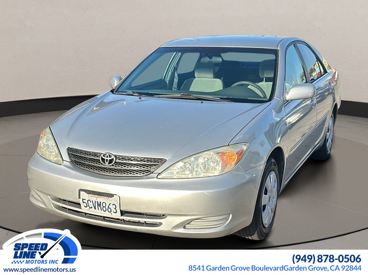 2003 Toyota Camry SE 4AT's photo
