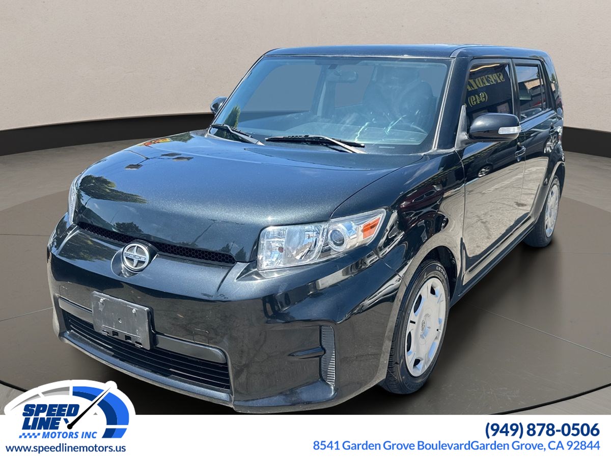 2012 Scion xB's photo