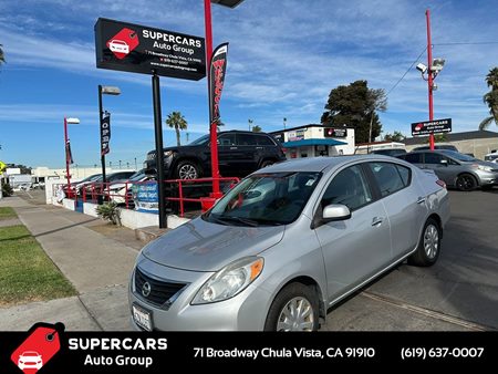 2013 Nissan Versa SV