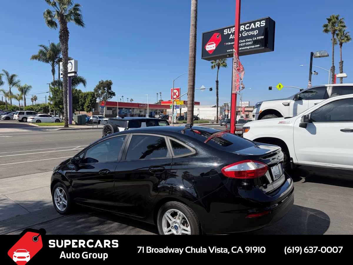 2019 Ford Fiesta SE - Photo 6