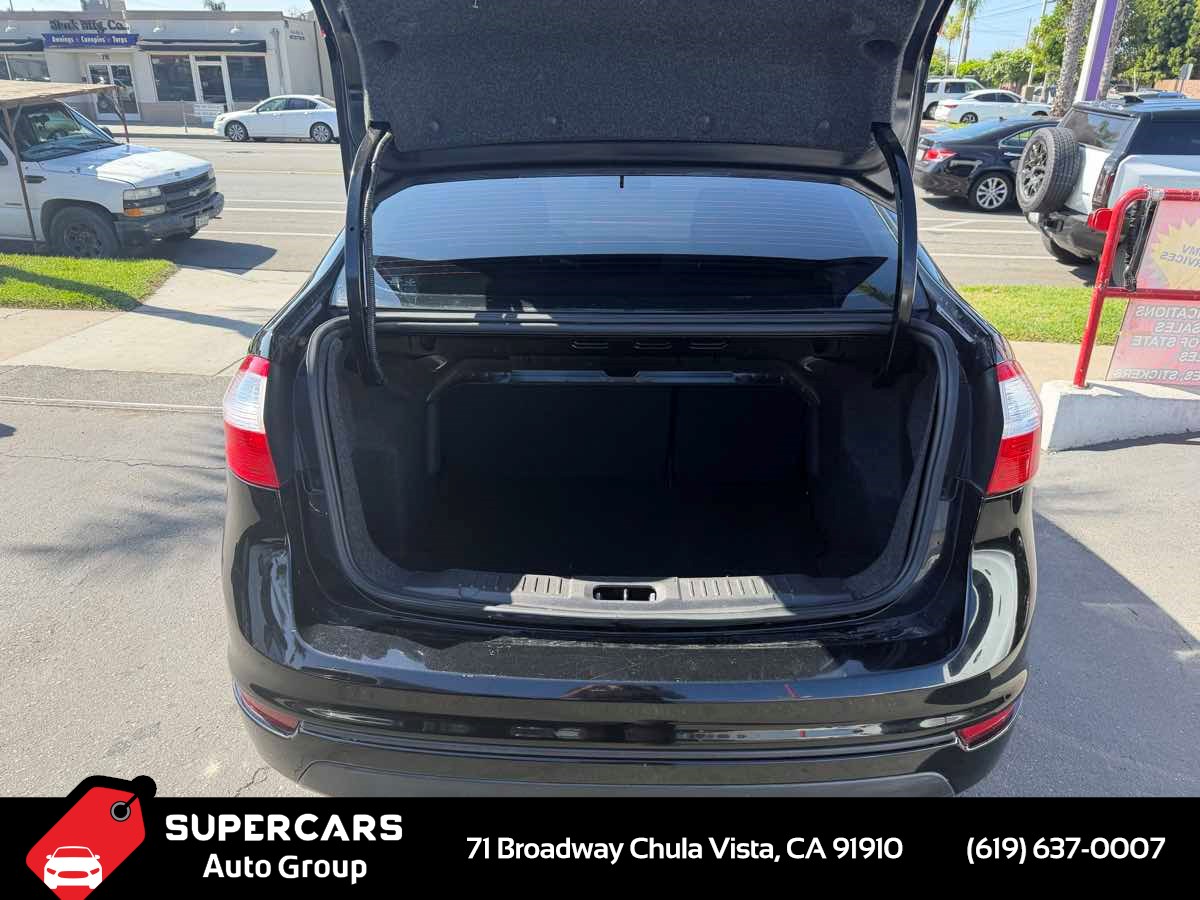 2019 Ford Fiesta SE - Photo 11