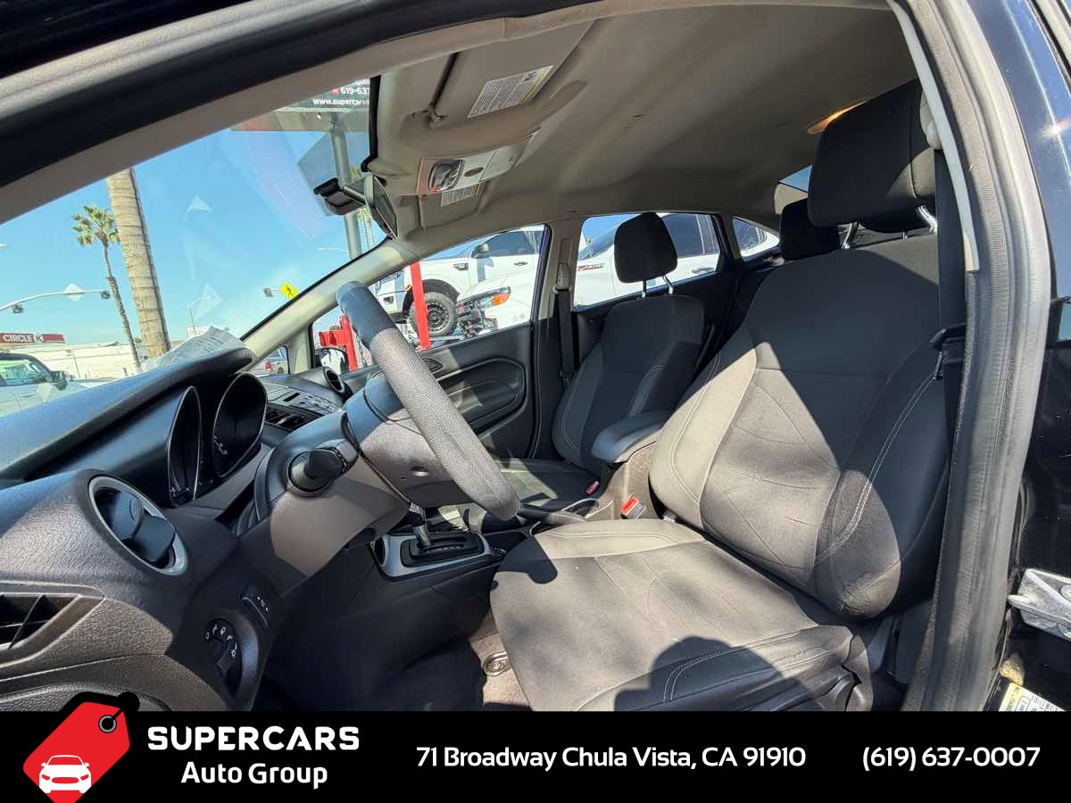 2019 Ford Fiesta SE - Photo 7