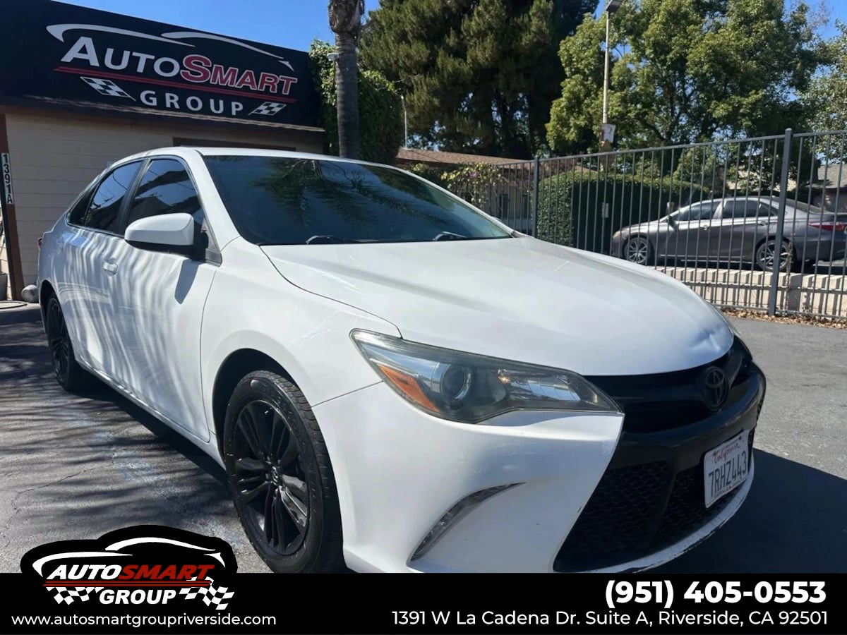 2015 Toyota Camry SE