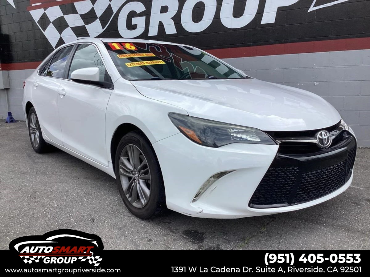 2016 Toyota Camry SE