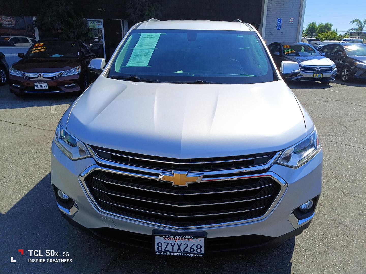 2020 Chevrolet Traverse 3LT photo 2