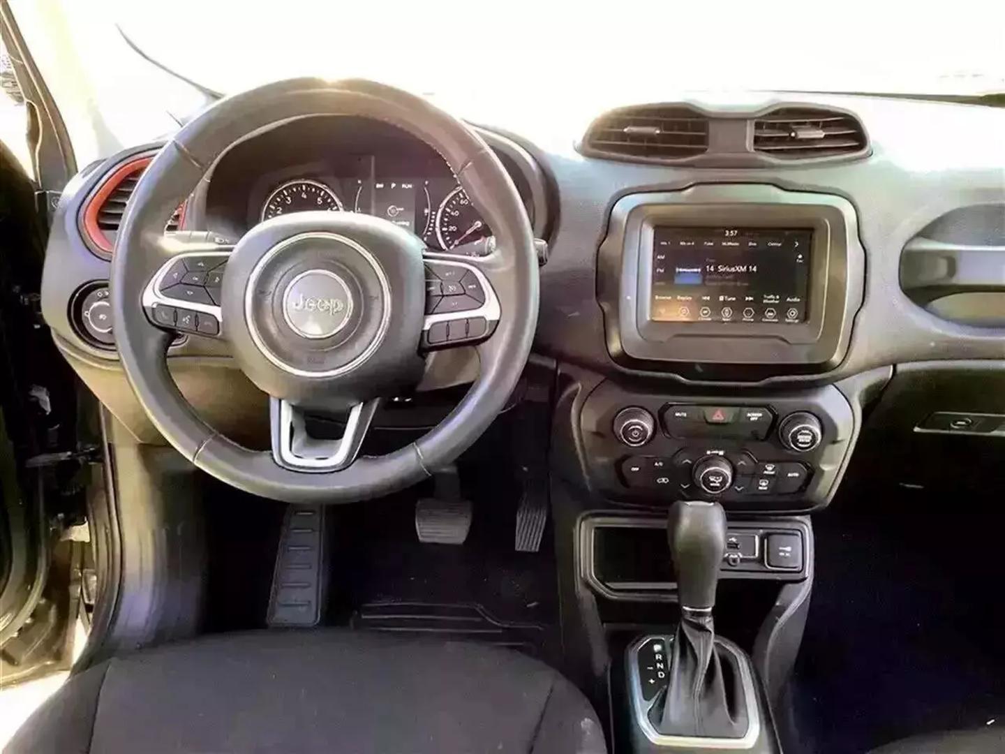 2020 Jeep Renegade Orange Edition photo 22