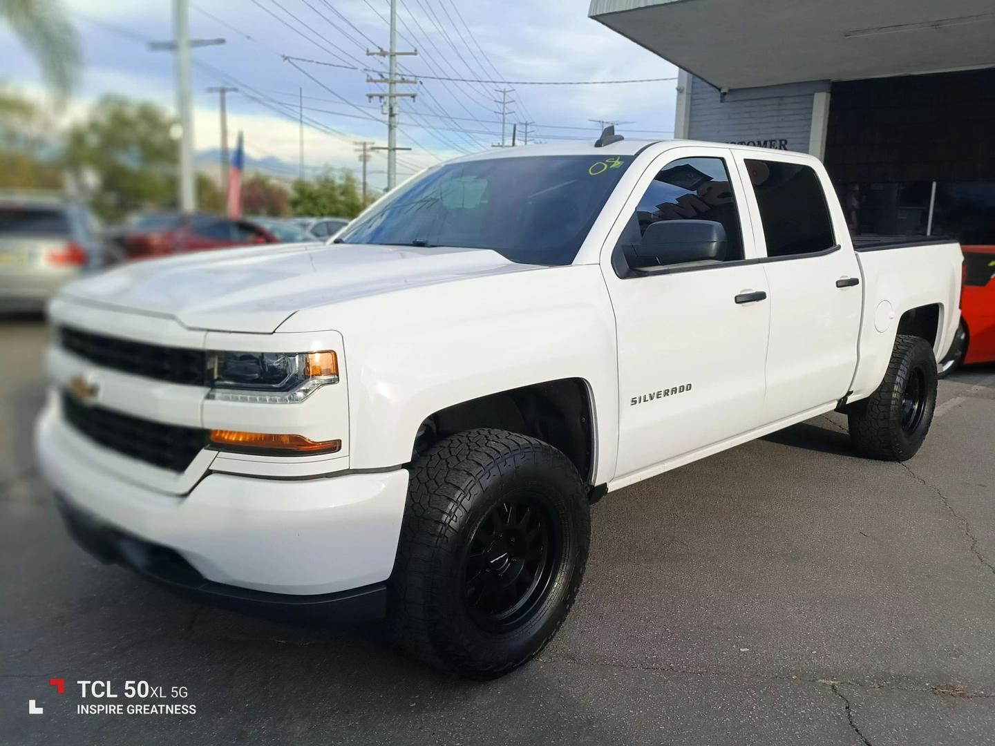 2018 Chevrolet Silverado 1500 Custom photo 3