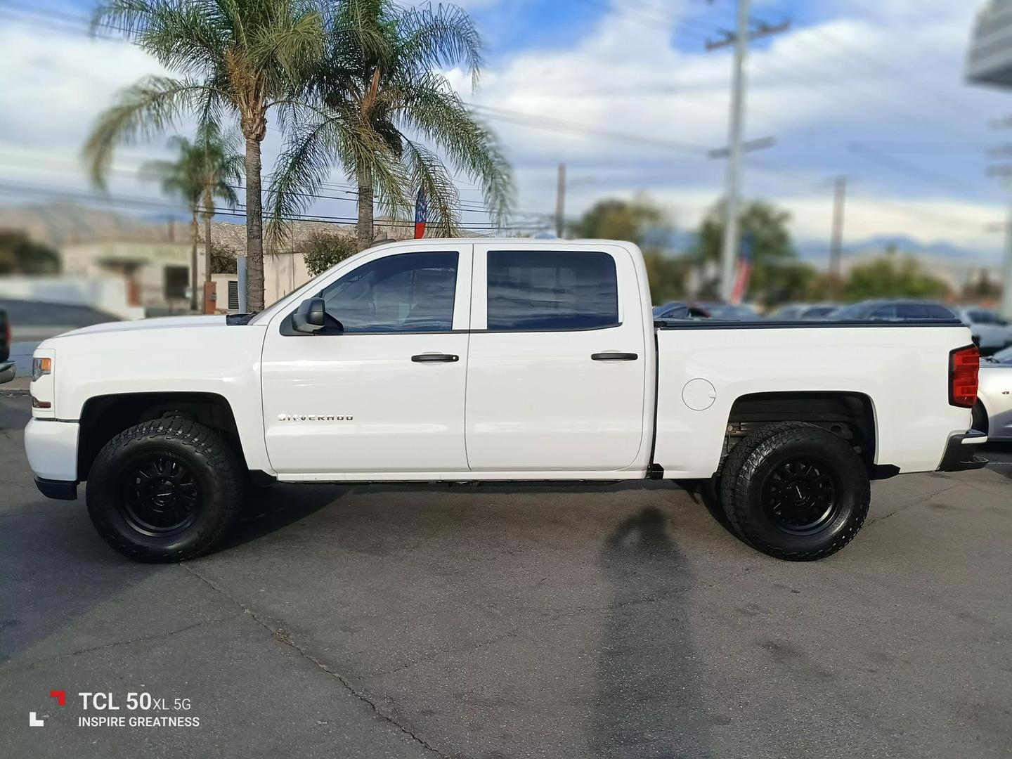 2018 Chevrolet Silverado 1500 Custom photo 4