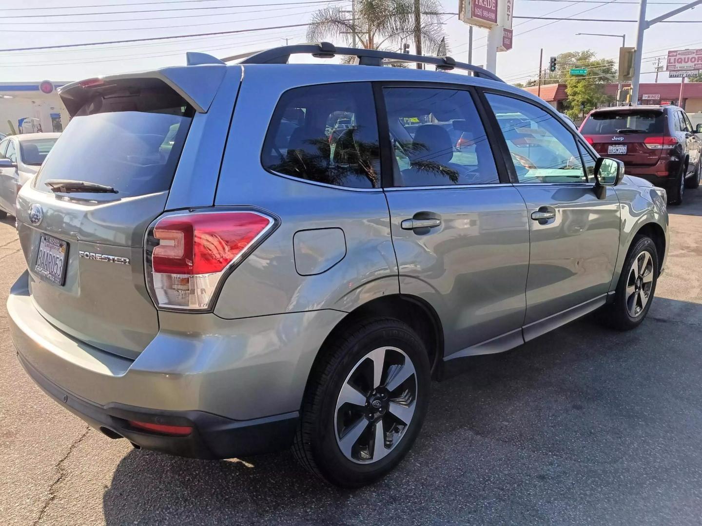 2018 Subaru Forester Limited photo 7