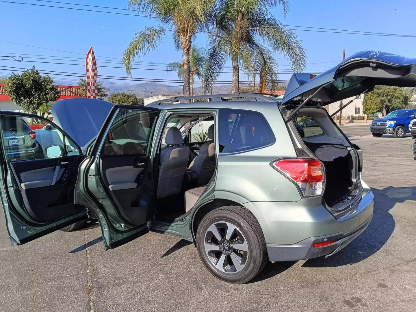 2018 Subaru Forester Limited photo 13