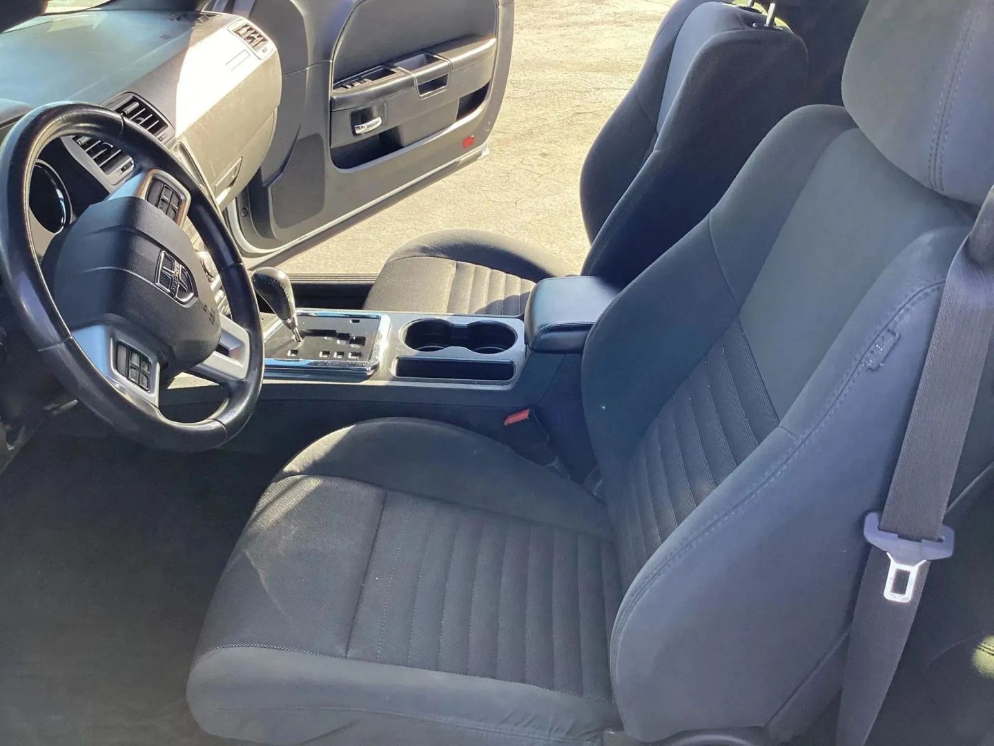2014 Dodge Challenger SXT - Photo 21