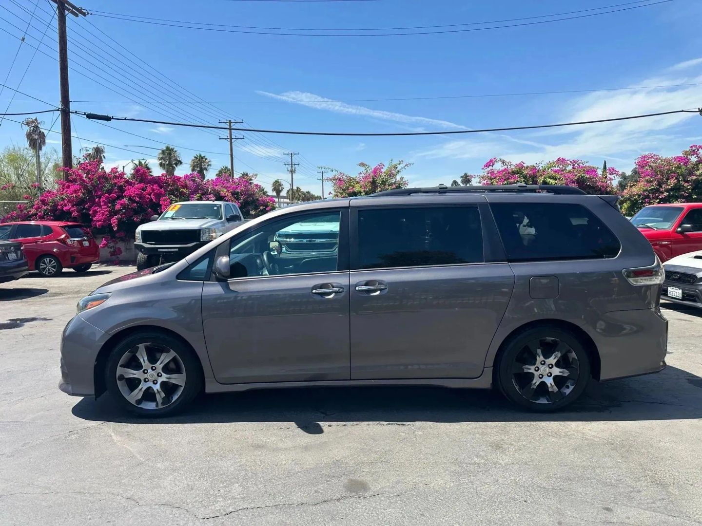 2015 Toyota Sienna SE - Photo 5