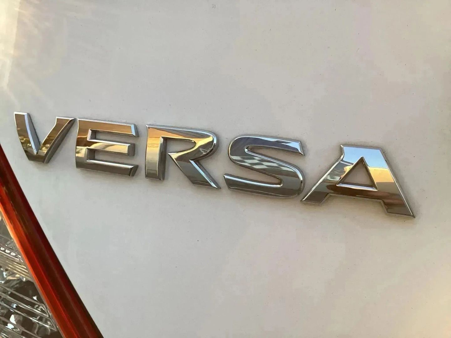 2016 Nissan Versa Sedan S - Photo 3