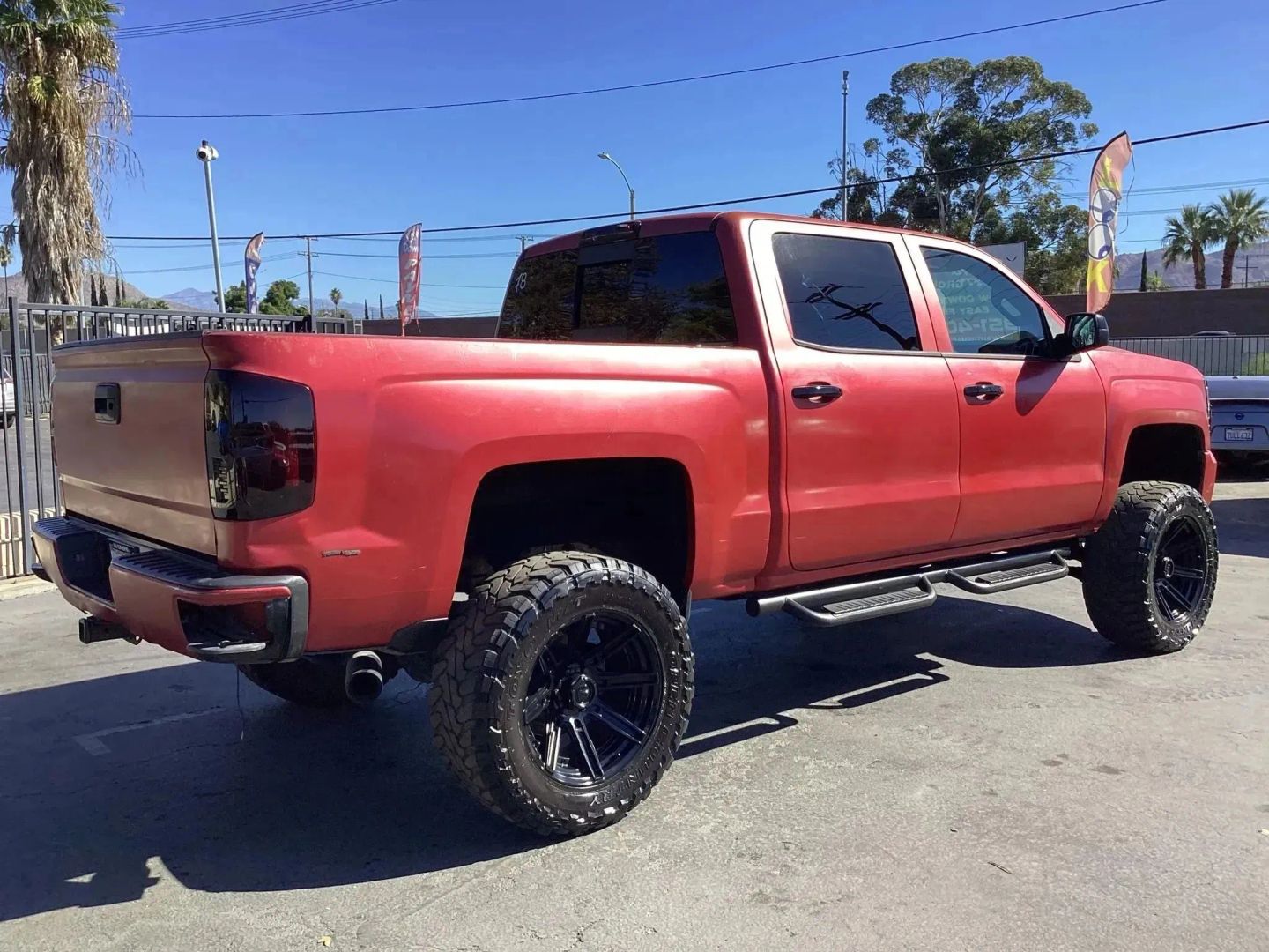2018 Chevrolet Silverado 1500 LTZ - Photo 6