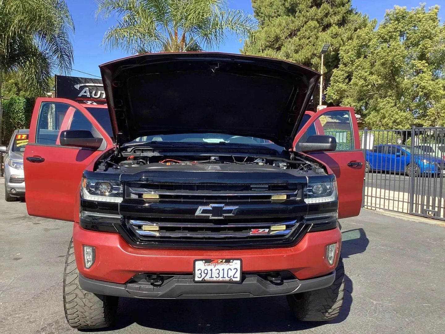 2018 Chevrolet Silverado 1500 LTZ - Photo 8