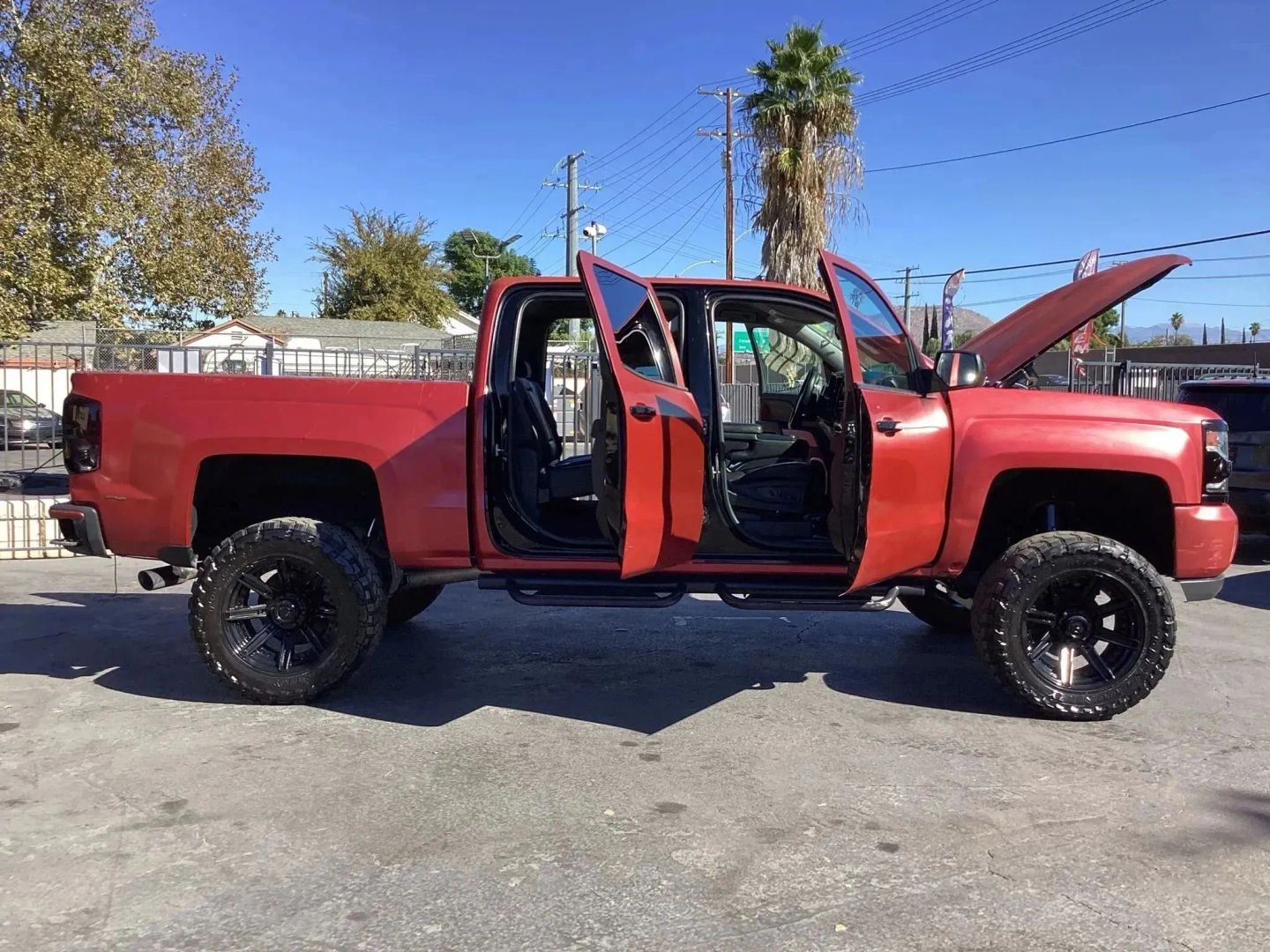 2018 Chevrolet Silverado 1500 LTZ - Photo 14