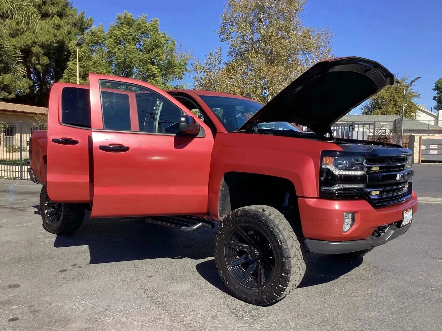 2018 Chevrolet Silverado 1500 LTZ - Photo 15