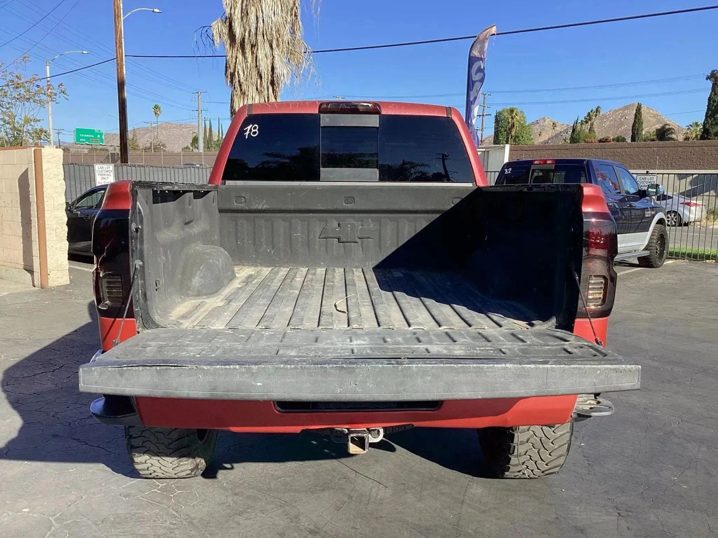 2018 Chevrolet Silverado 1500 LTZ - Photo 18