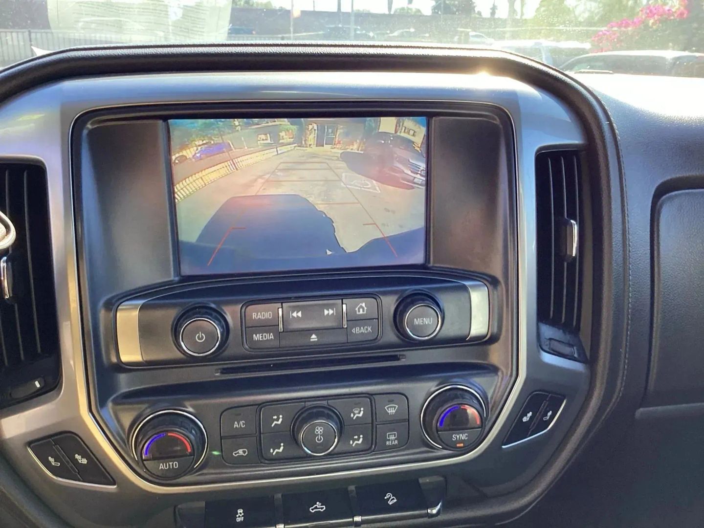 2018 Chevrolet Silverado 1500 LTZ - Photo 38