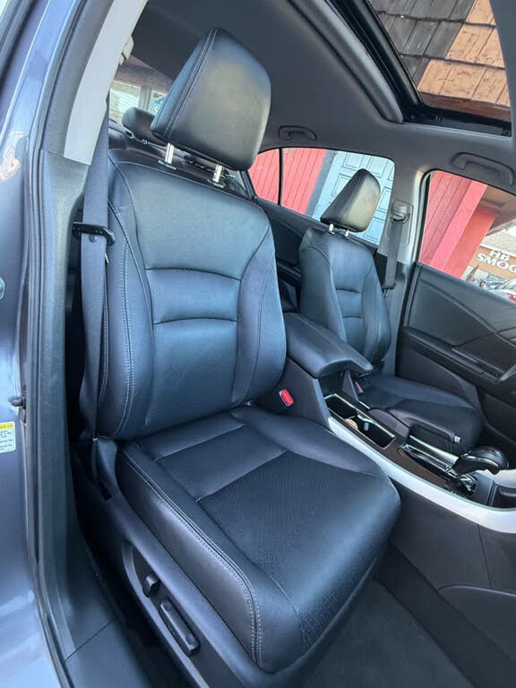 2013 Honda Accord EX-L photo 13