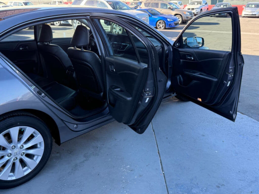 2013 Honda Accord EX-L photo 48