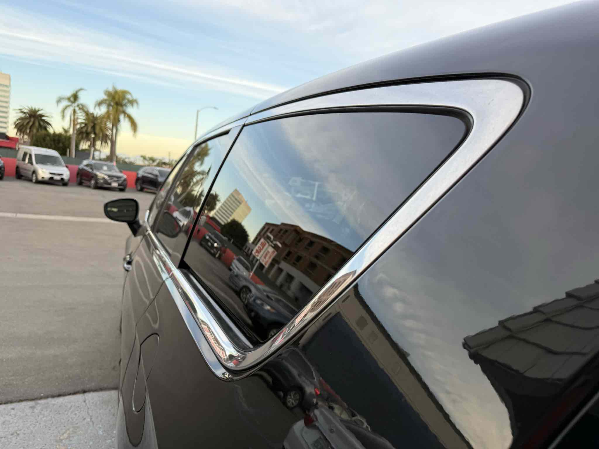 2023 Chrysler Voyager LX photo 10