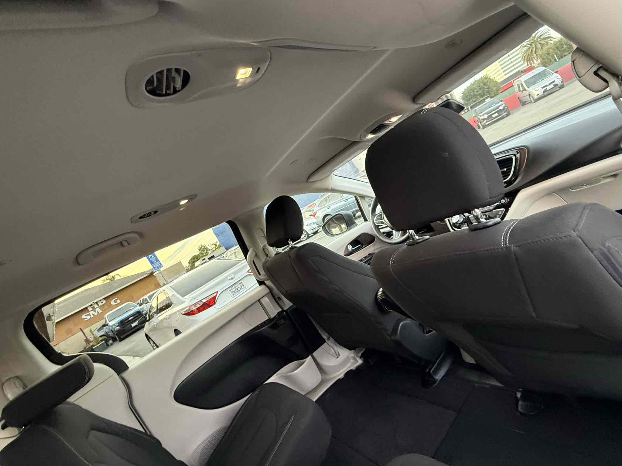 2023 Chrysler Voyager LX photo 24