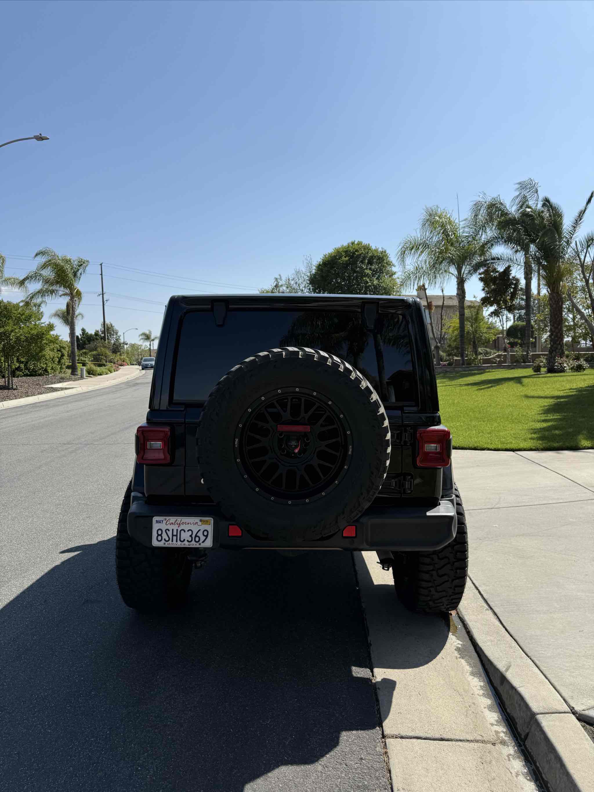 2019 Jeep Wrangler Unlimited Sahara photo 3