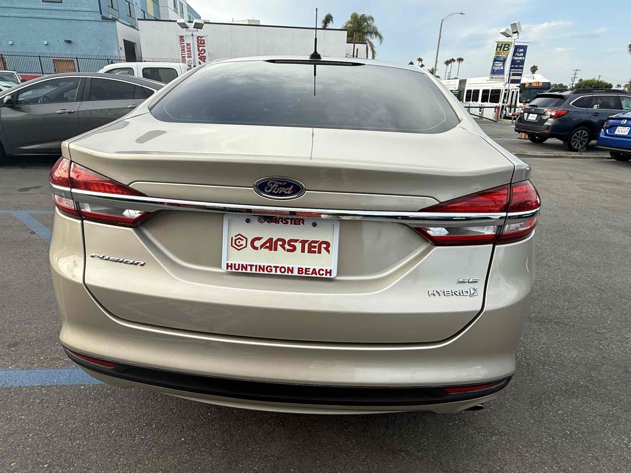 2017 Ford Fusion SE Hybrid photo 6