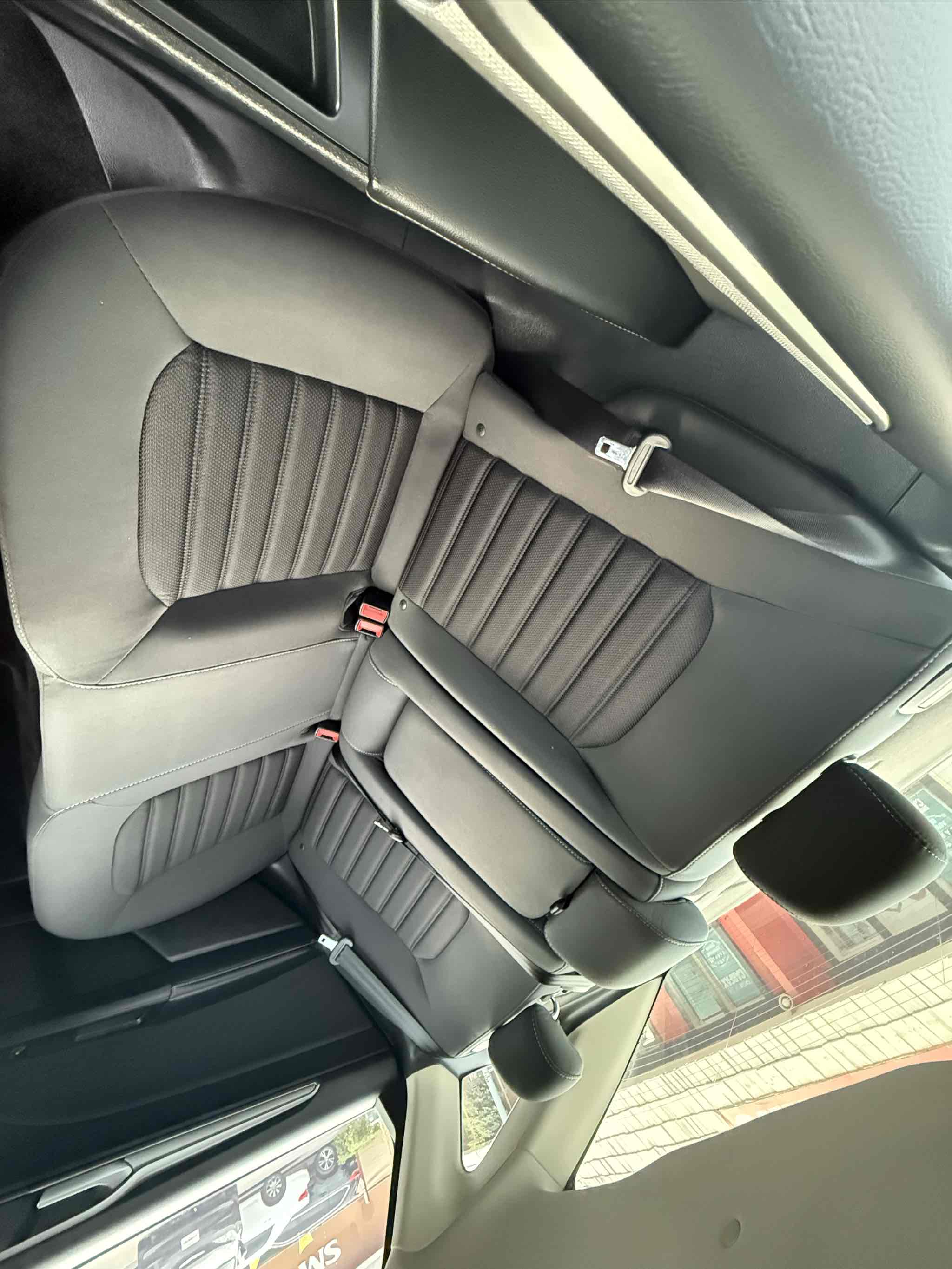 2017 Ford Fusion SE Hybrid photo 24