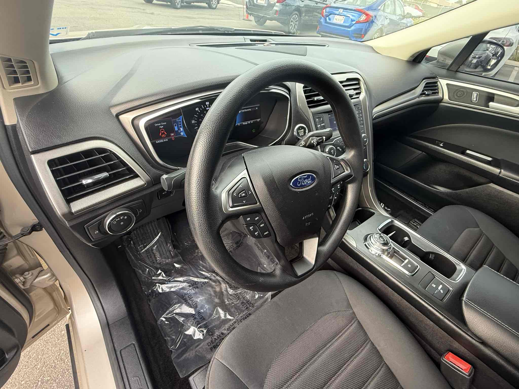2017 Ford Fusion SE Hybrid photo 47