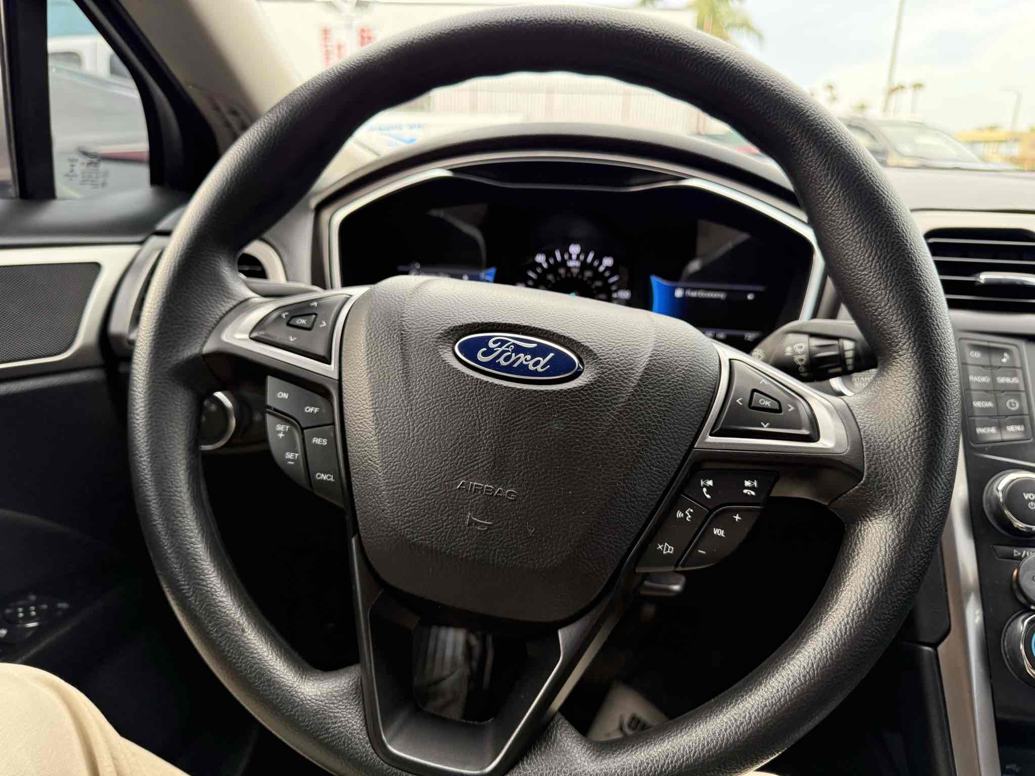 2017 Ford Fusion SE Hybrid photo 50