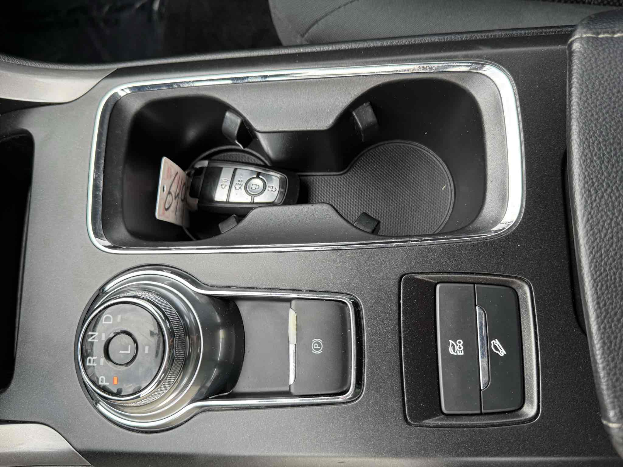 2017 Ford Fusion SE Hybrid photo 58