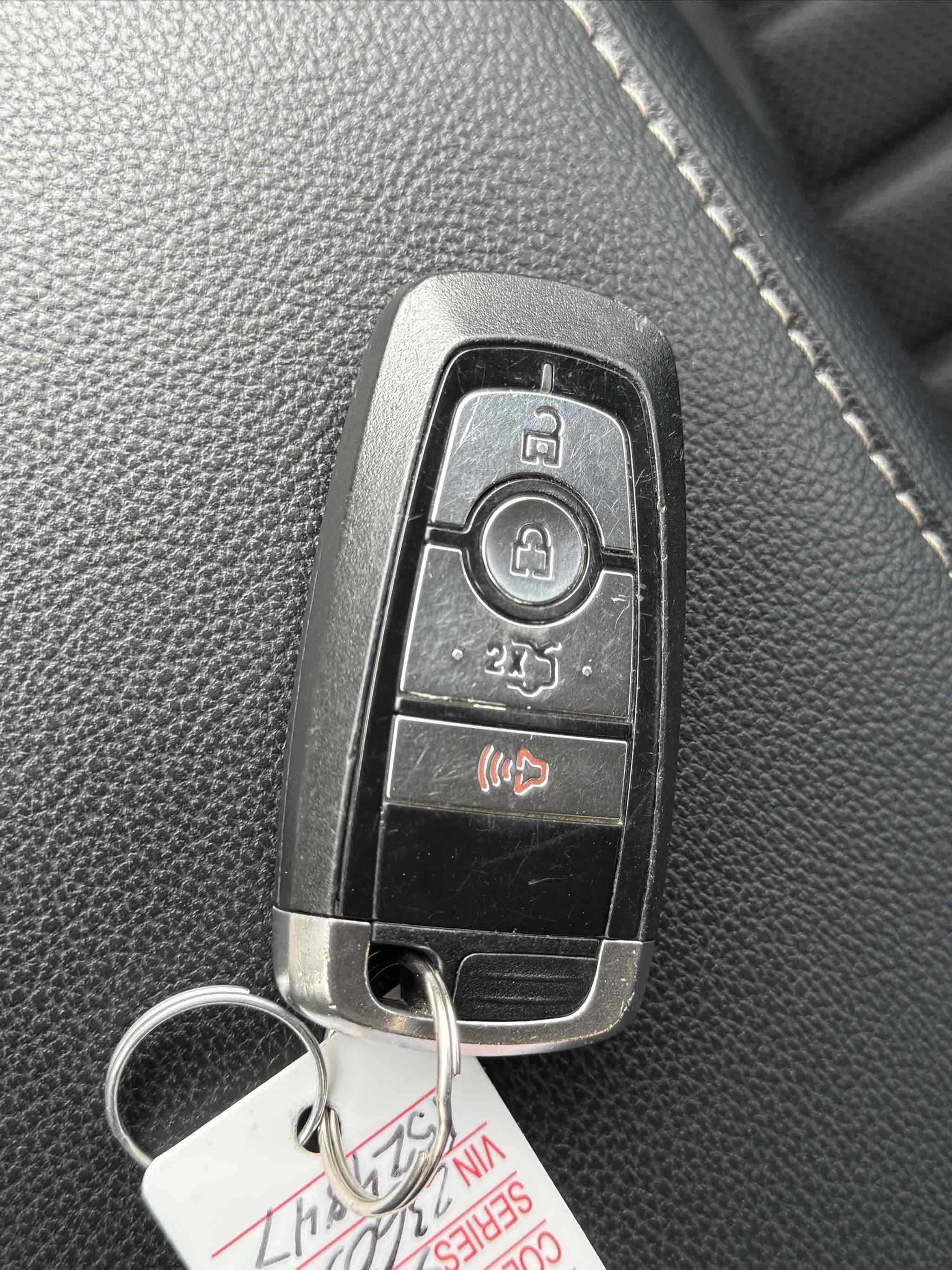 2017 Ford Fusion SE Hybrid photo 59