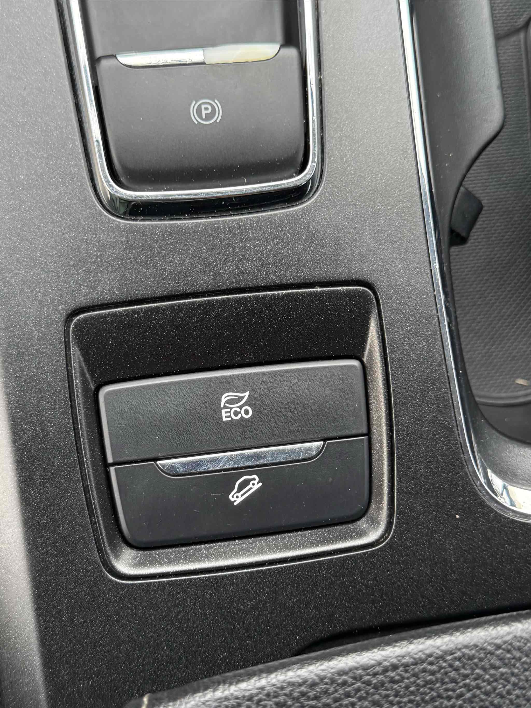 2017 Ford Fusion SE Hybrid photo 60