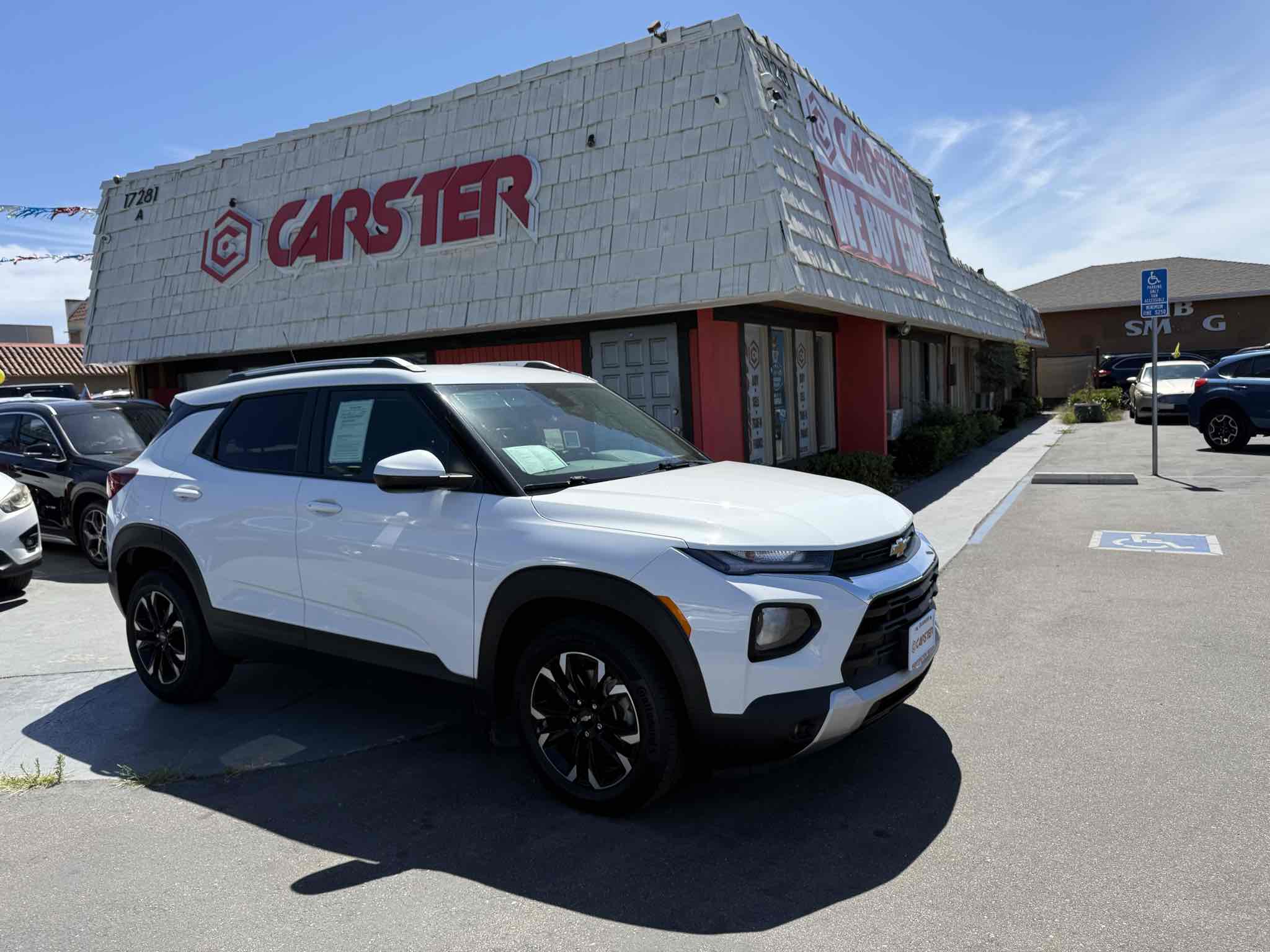 2023 Chevrolet Trailblazer LT photo 3