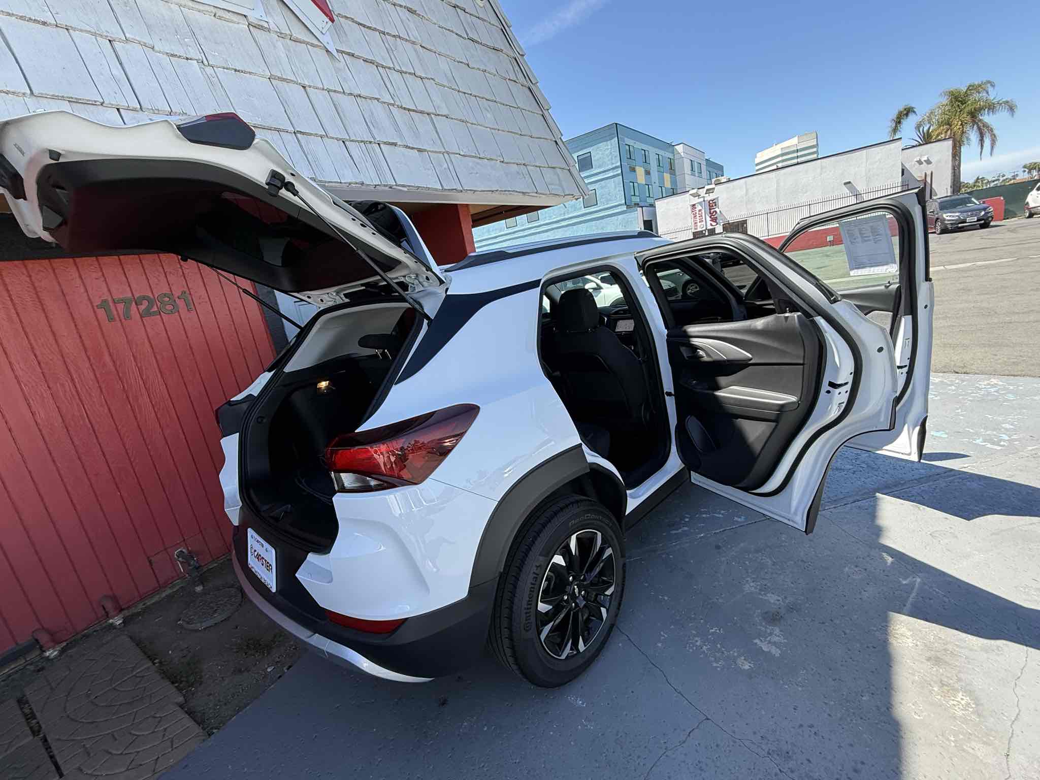 2023 Chevrolet Trailblazer LT photo 31