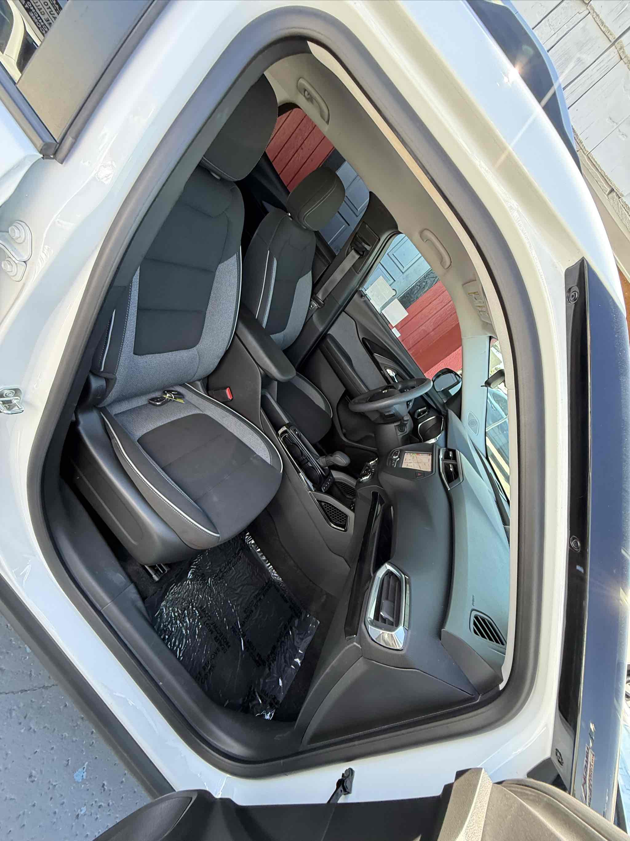 2023 Chevrolet Trailblazer LT photo 35