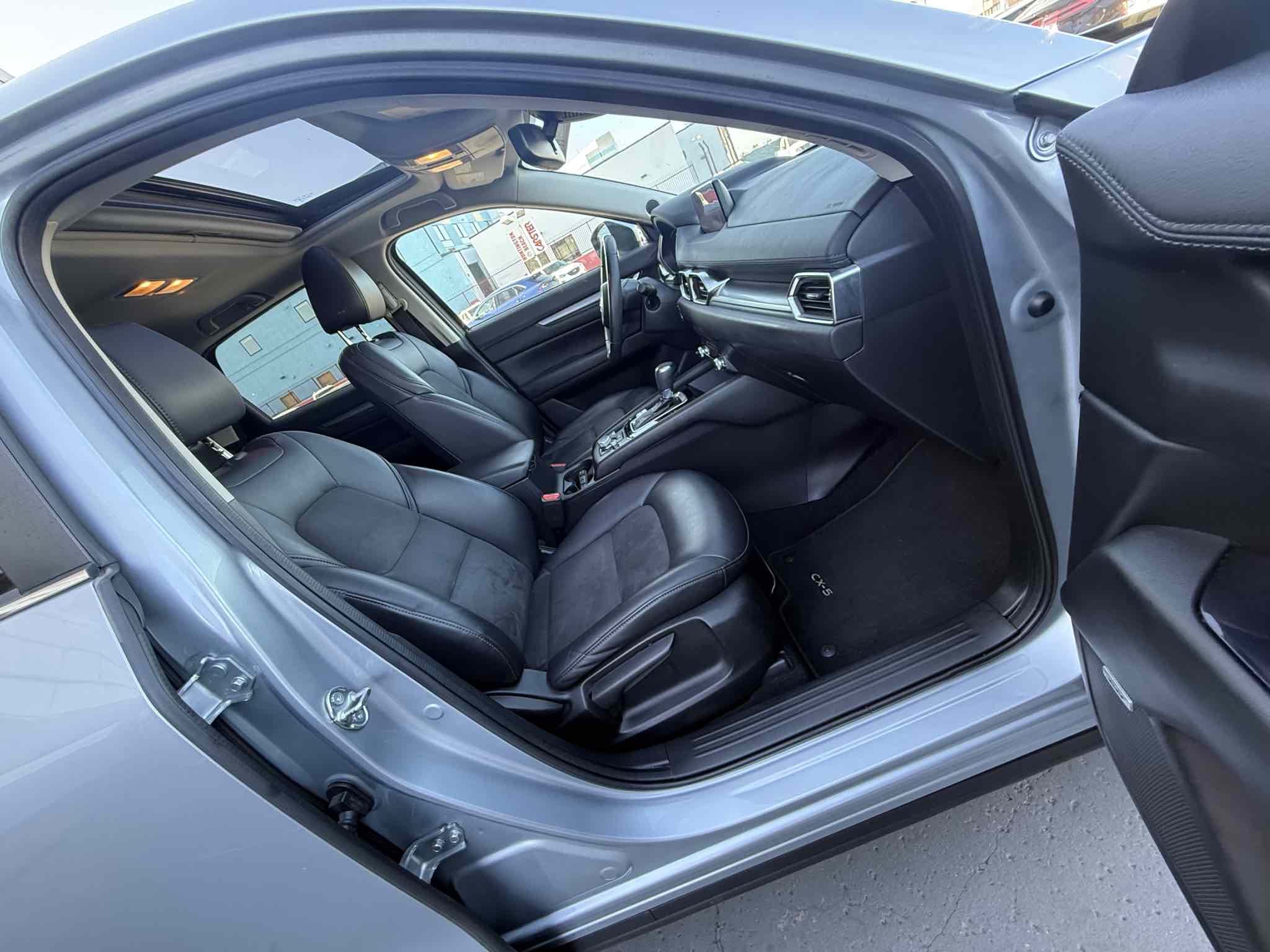 2019 Mazda CX-5 Touring photo 36