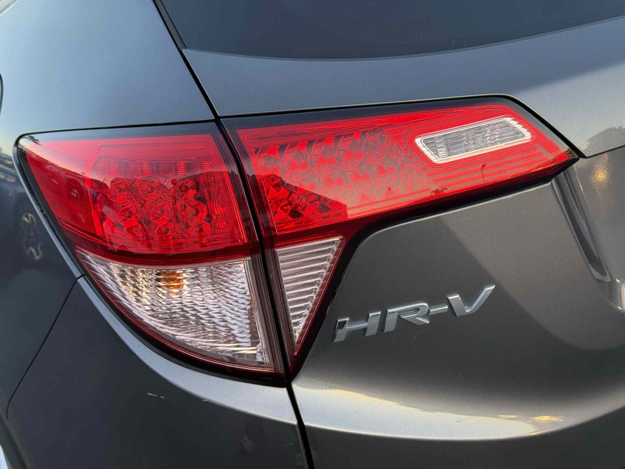 2016 Honda HR-V EX-L photo 19