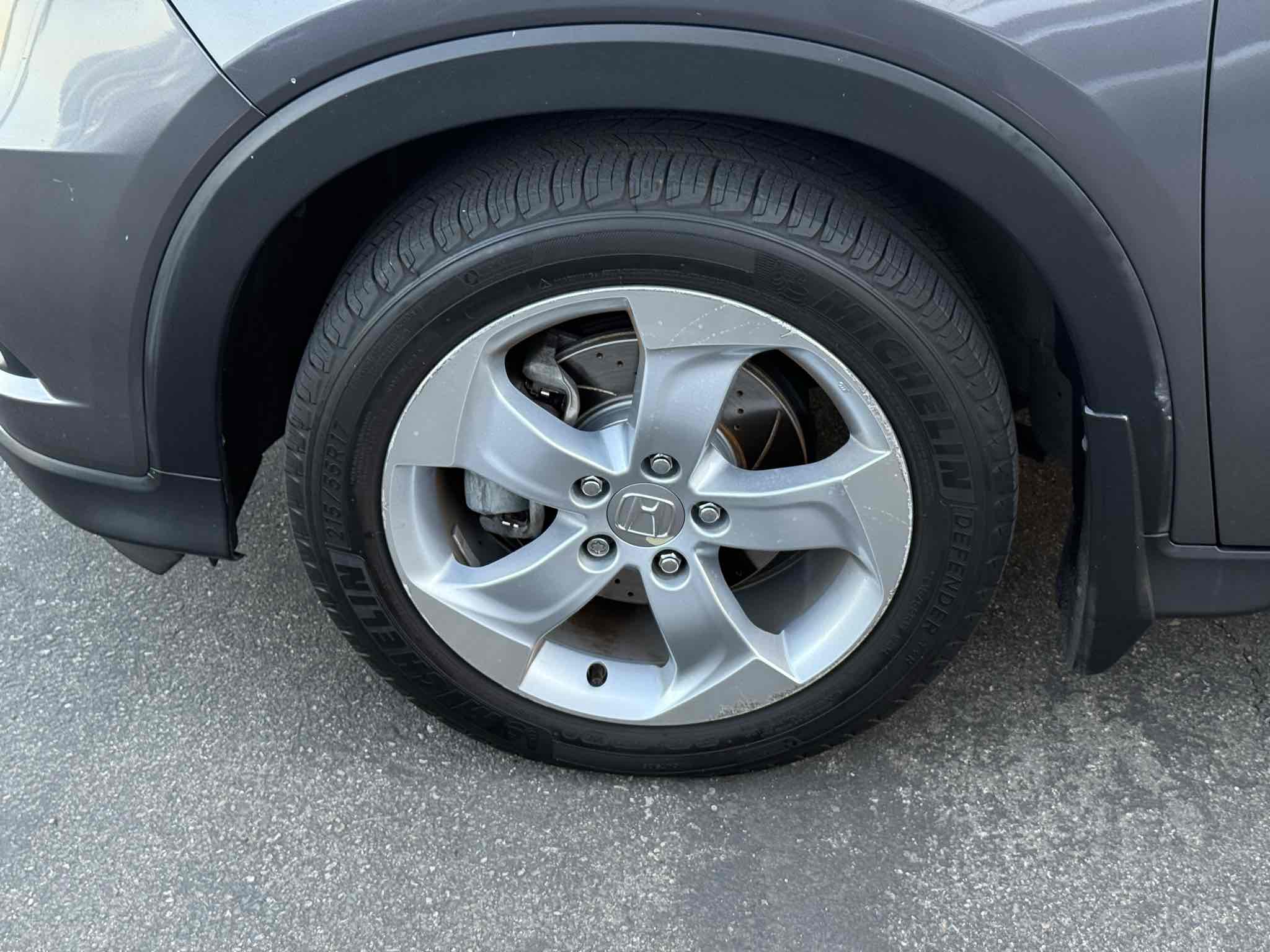 2016 Honda HR-V EX-L photo 23