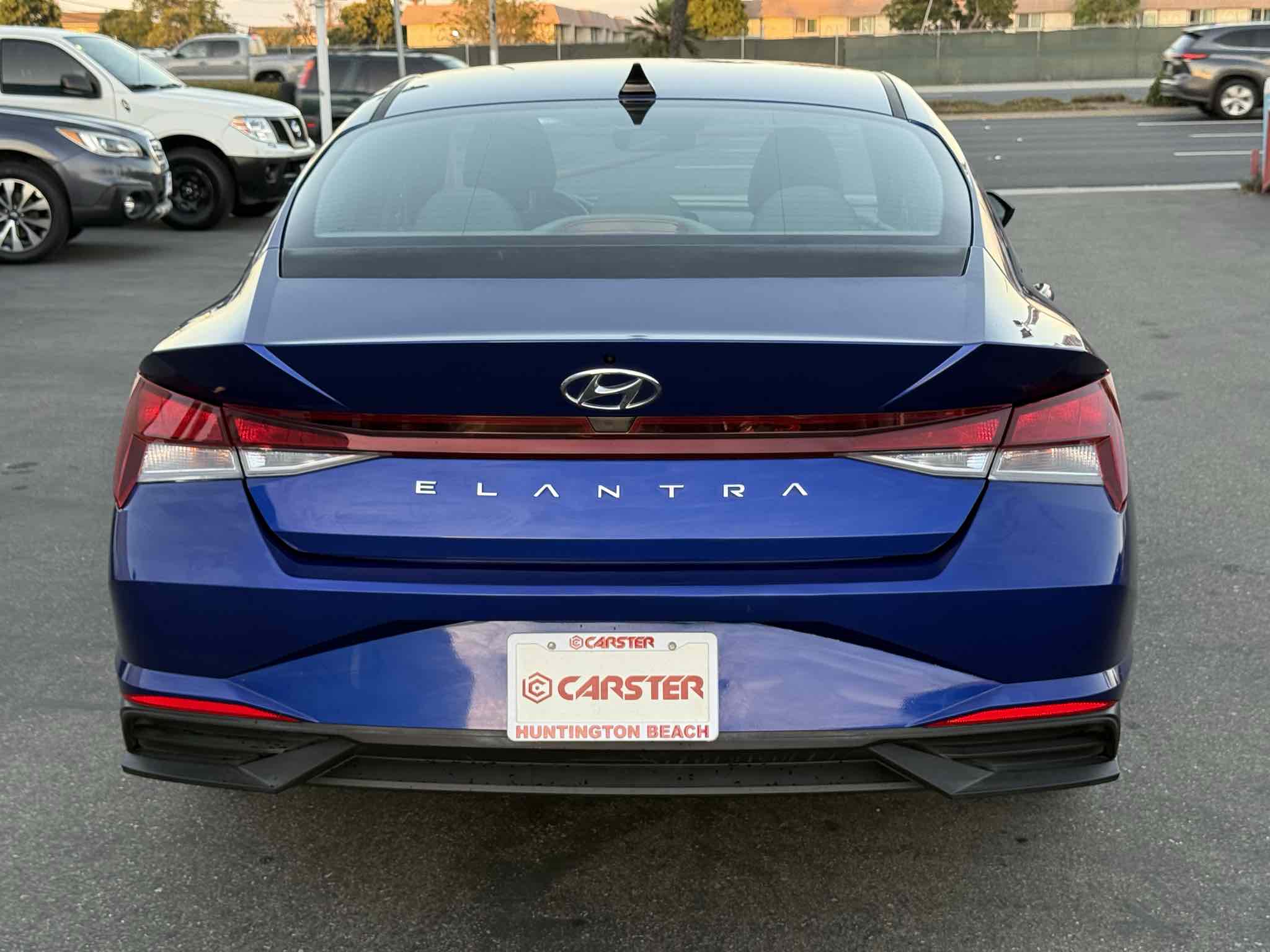 2021 Hyundai Elantra SE photo 4