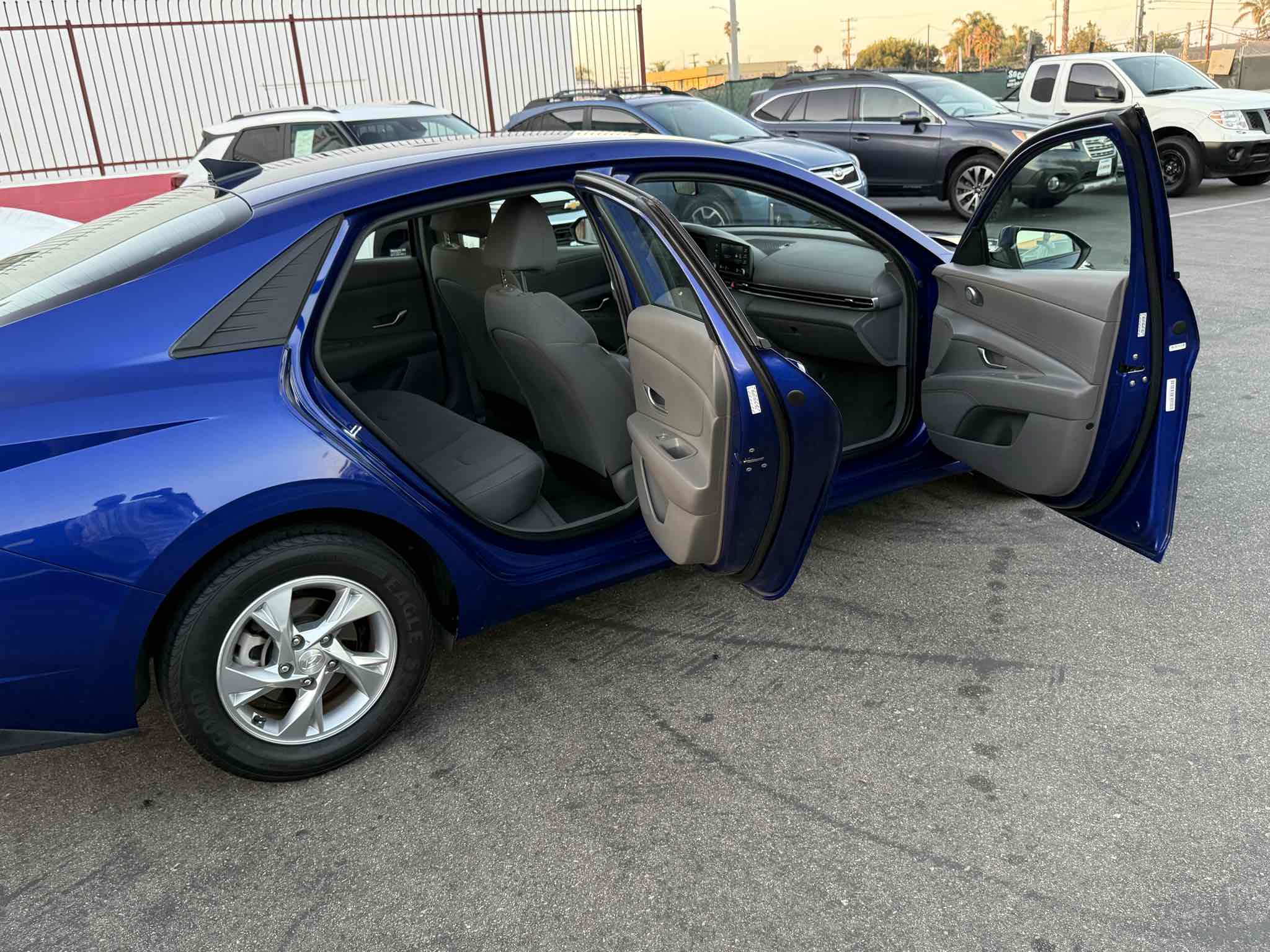 2021 Hyundai Elantra SE photo 26