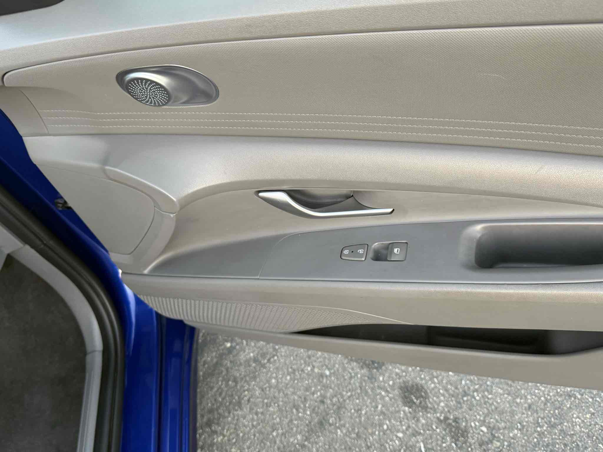 2021 Hyundai Elantra SE photo 29