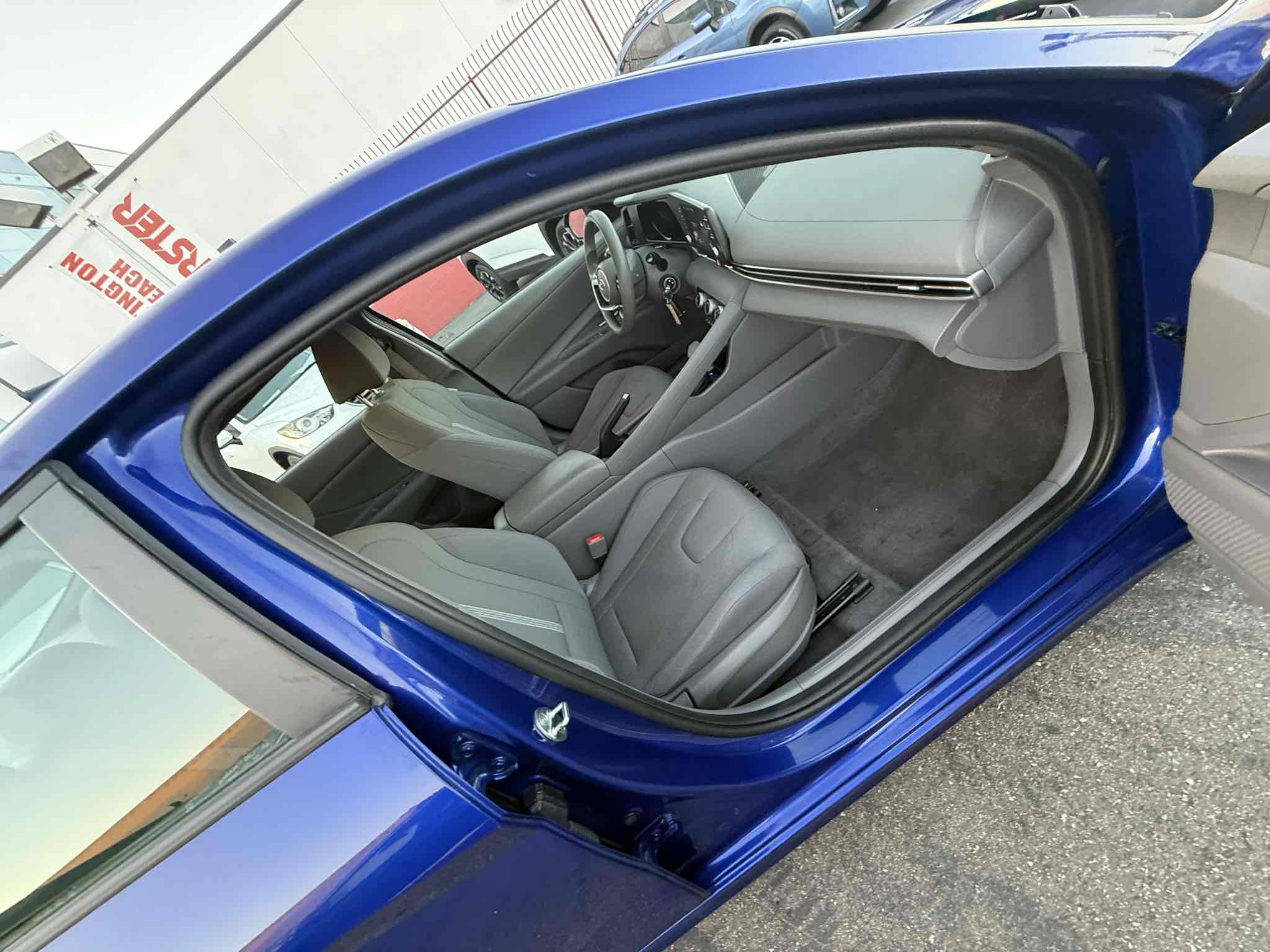 2021 Hyundai Elantra SE photo 33