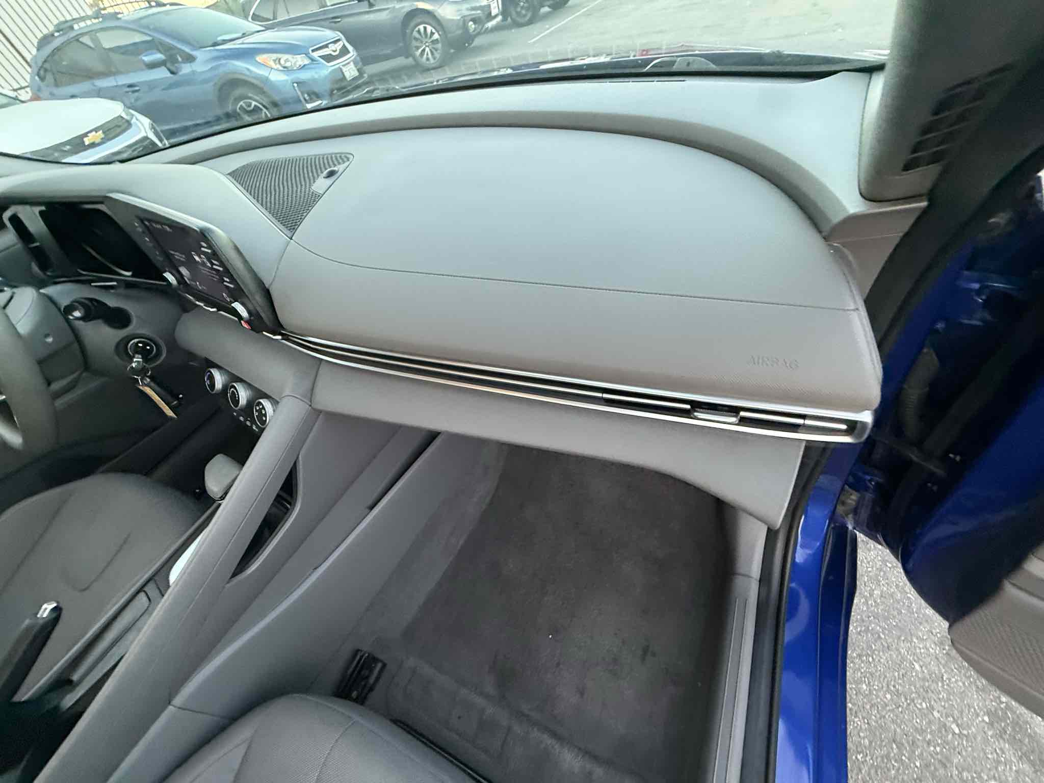 2021 Hyundai Elantra SE photo 36
