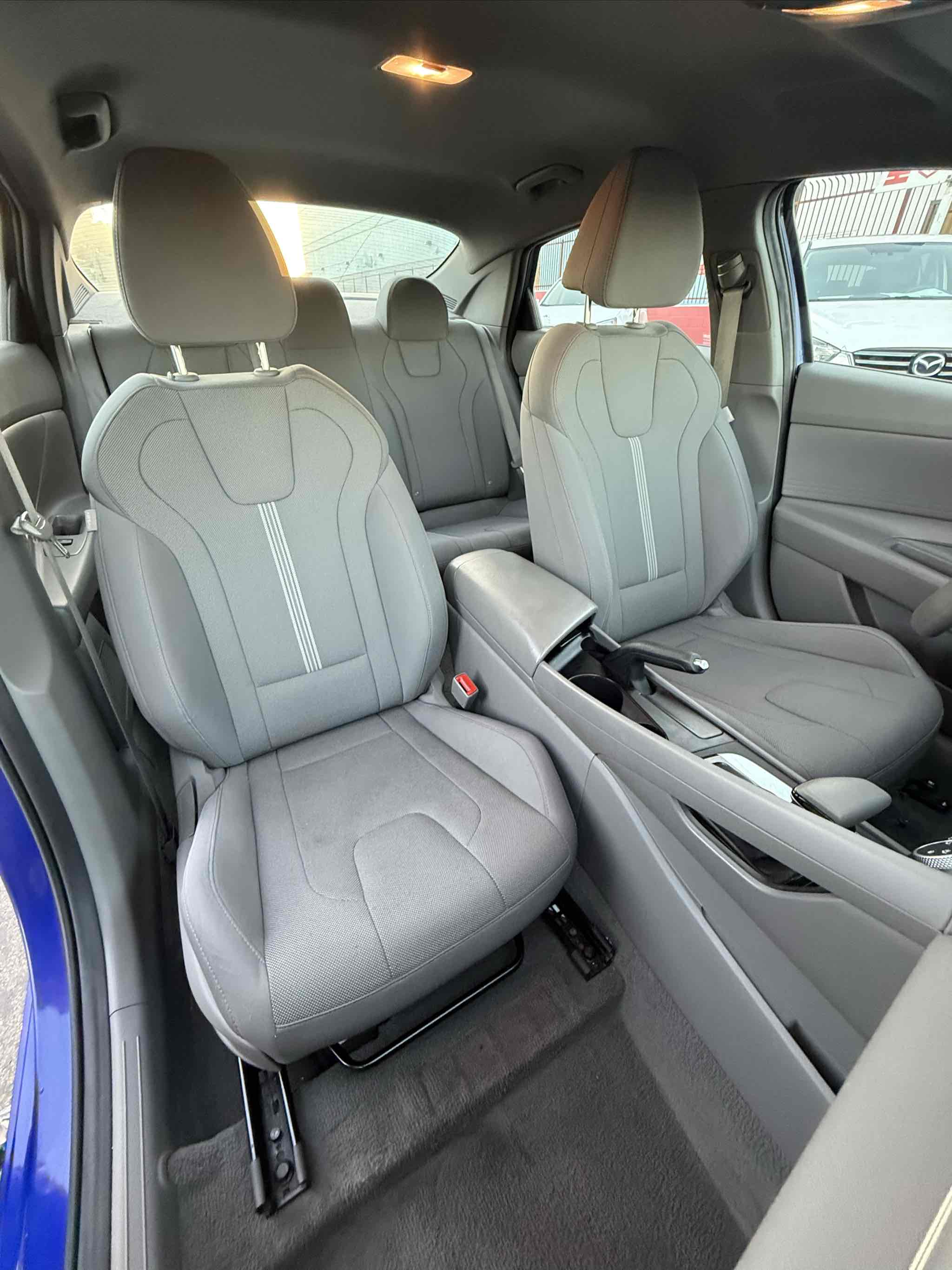 2021 Hyundai Elantra SE photo 37