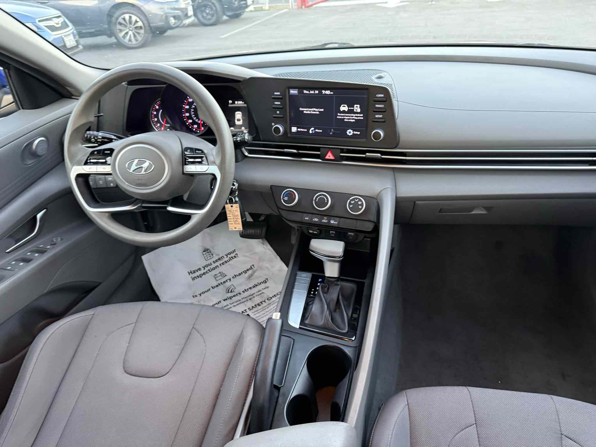 2021 Hyundai Elantra SE photo 46
