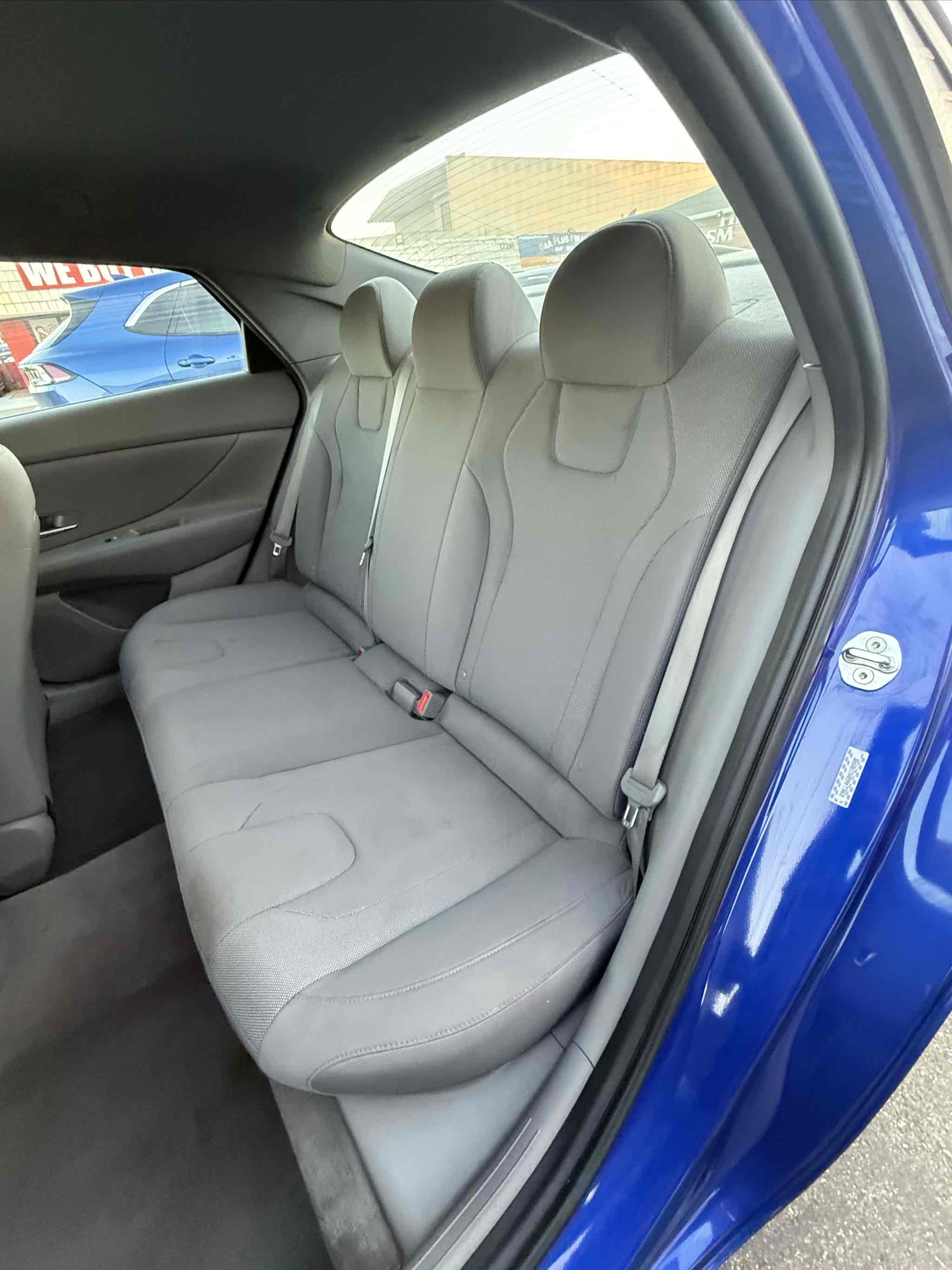 2021 Hyundai Elantra SE photo 58