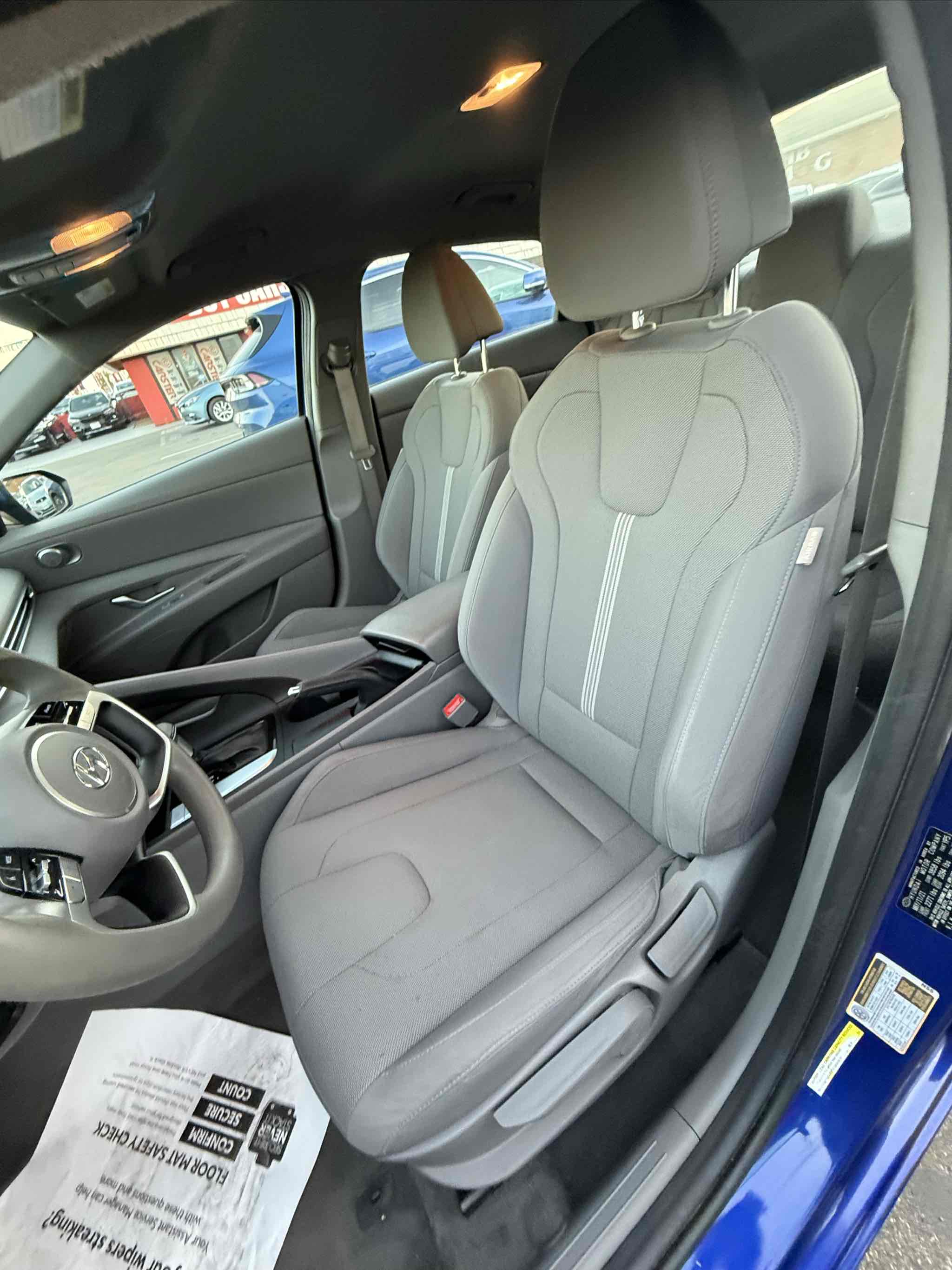 2021 Hyundai Elantra SE photo 12